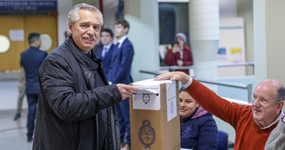 Alberto Fernndez votó en la Universidad Católica Argentina