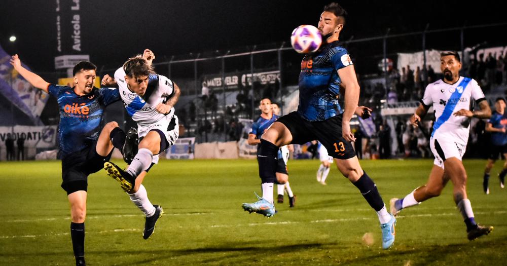 Facundo Krüger volvió a jugar en el Celeste