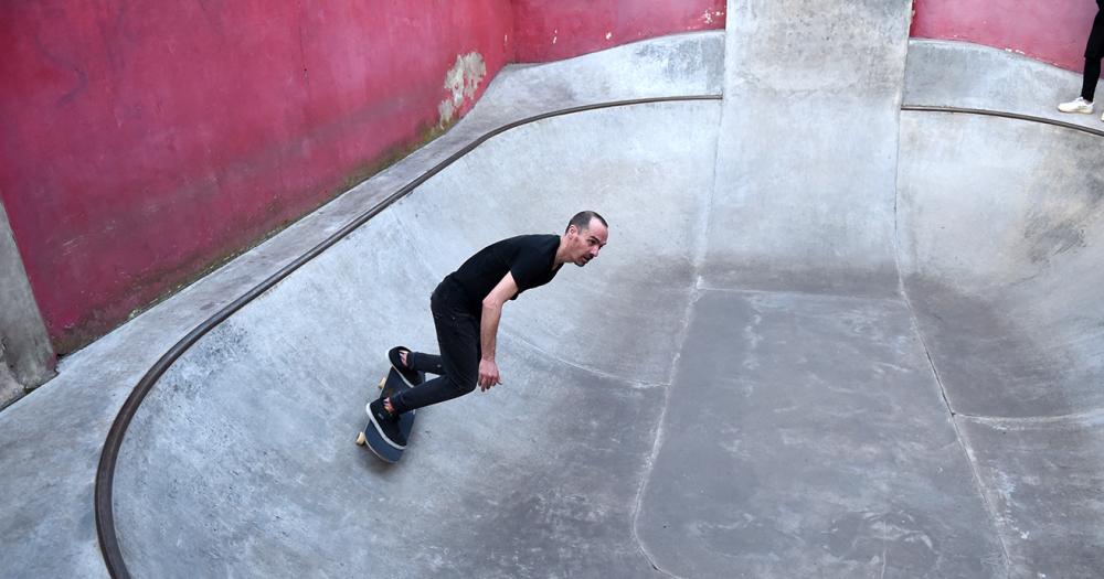Temperley- tiene una pista de skate en su casa con un disentildeo uacutenico en el paiacutes