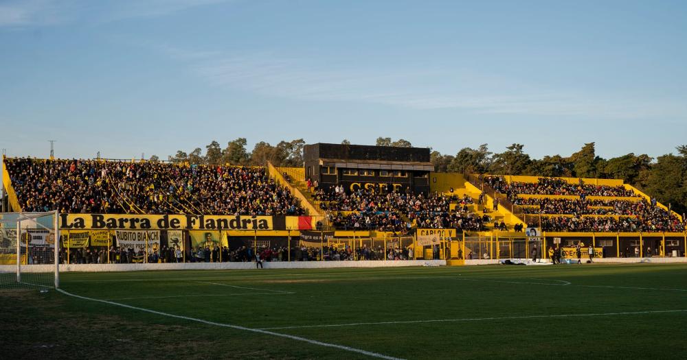 Se cambió el día del partido entre Temperley y Flandria