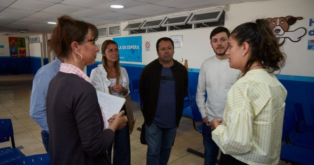 La Defensoría visitó el Hospital Municipal de Mascotas de Lomas