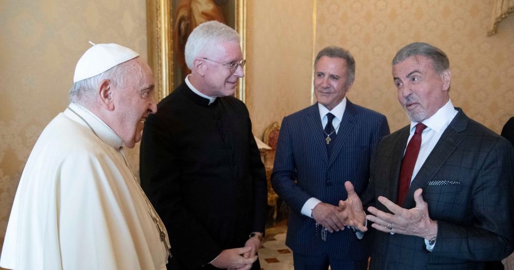 Sylvester Stallone invitó a boxear al papa Francisco