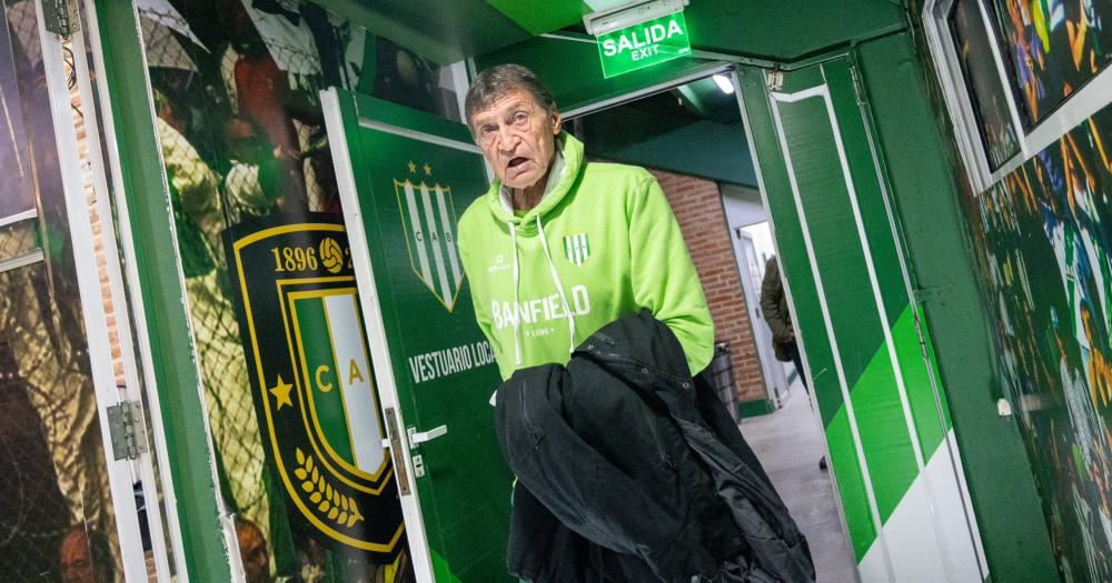 Para Julio Falcioni todos los puntos que sume Banfield son importantes