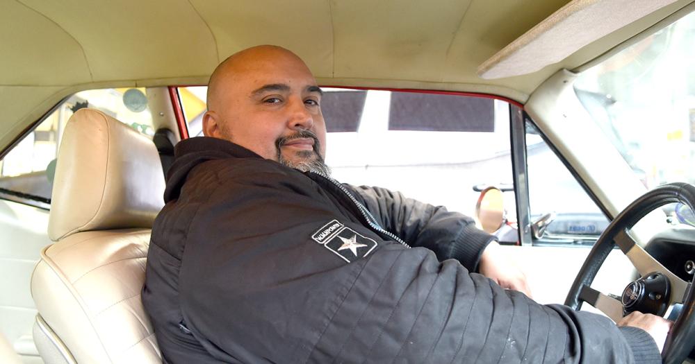 La especial relacioacuten de un lomense con su padre y los autos