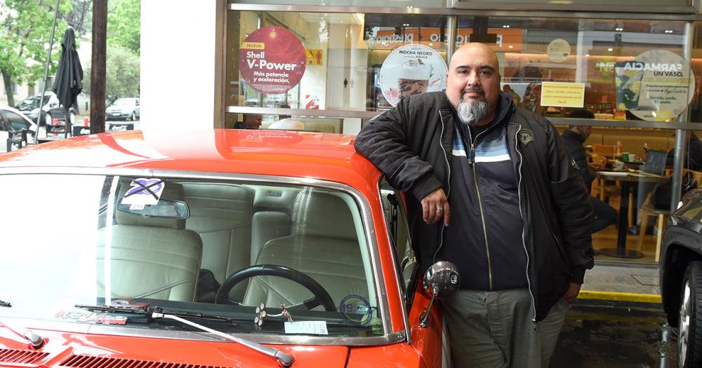 La especial relacioacuten de un lomense con su padre y los autos