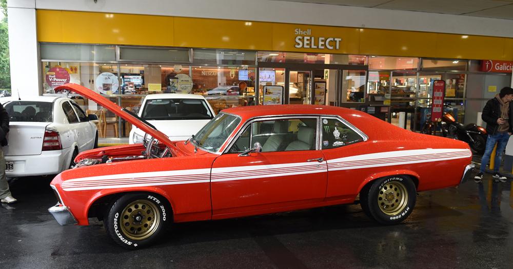 La especial relacioacuten de un lomense con su padre y los autos