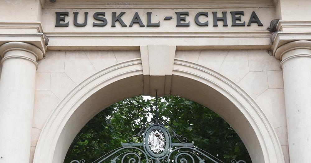 El Euskal Echea mucho maacutes que un colegio- su historia en Llavallol