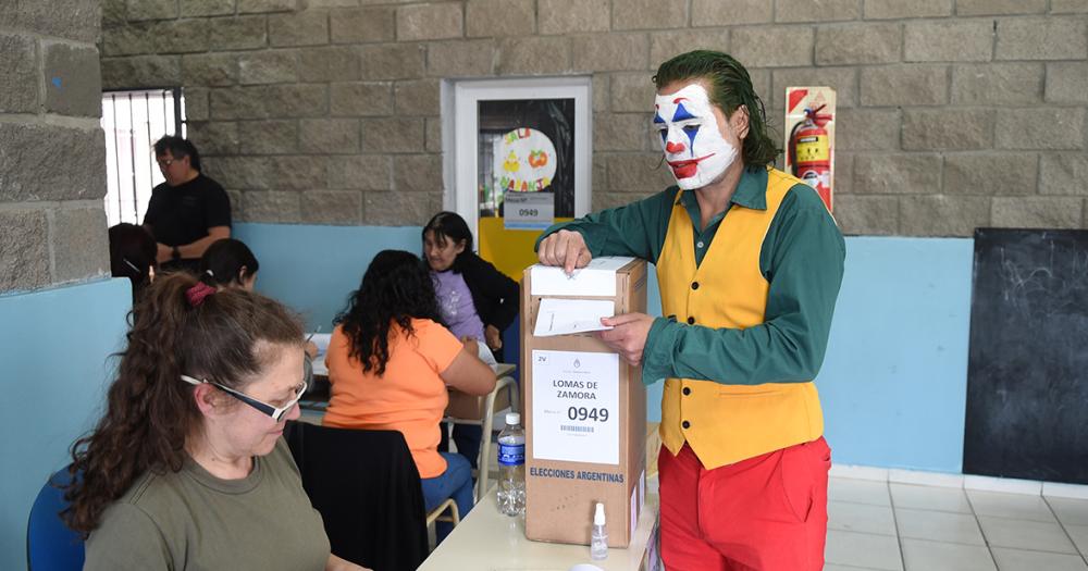 El Joker emitió su voto en Lomas