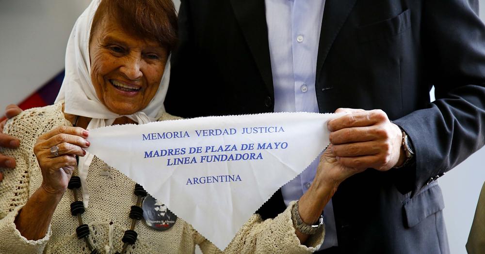Madres de Plaza de Mayo a Milei- El apoyo no es un cheque en blanco