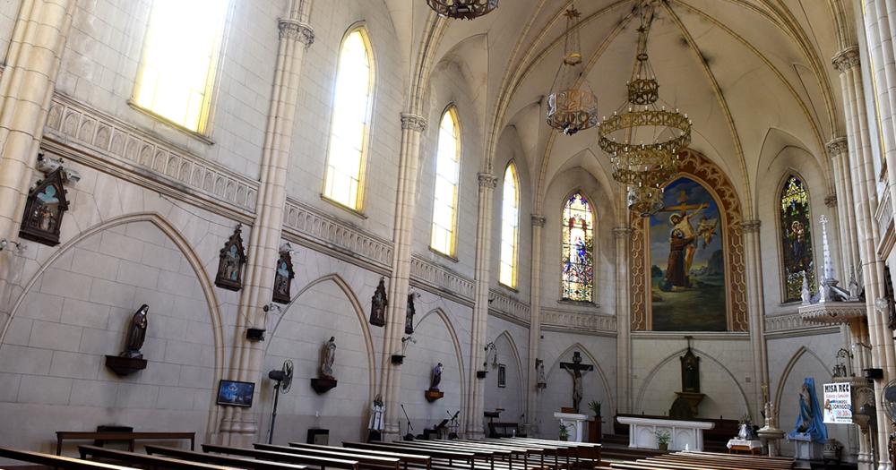 Hoy se arma el pesebre- la historia de San Francisco de Asiacutes su creador desde Llavallol