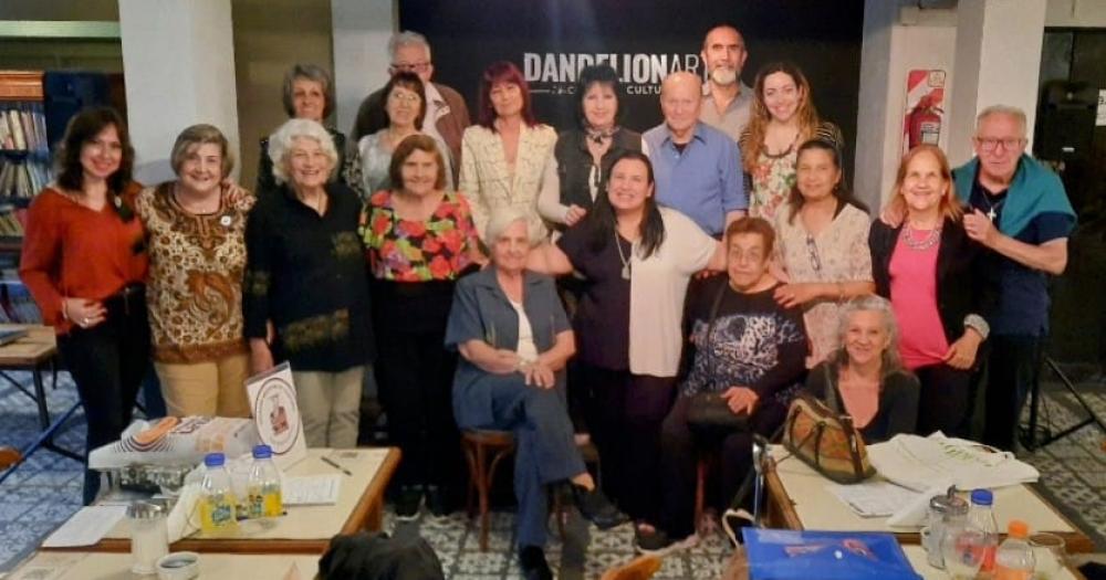 Van a presentar la tercera edición del libro con obras de los socios de SADE
