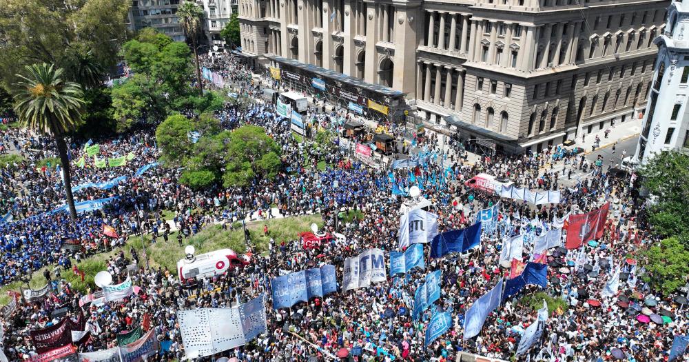 En medio de la marcha la Justicia rechazoacute el amparo de la CGT contra el DNU