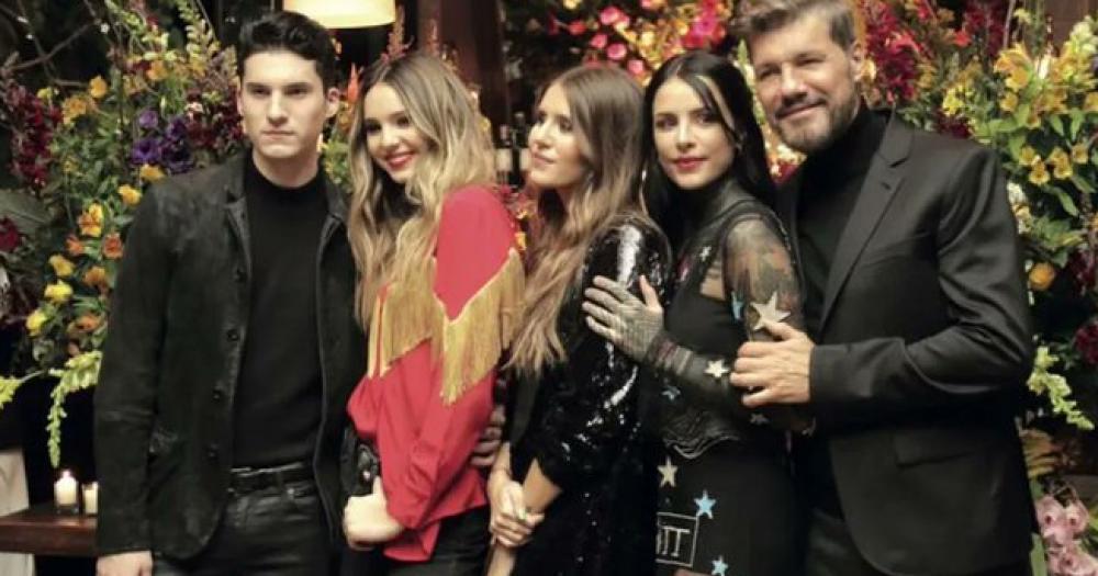 Tinelli y su familia