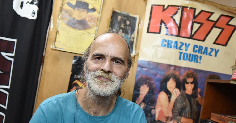 La historia de una miacutetica disqueriacutea en el corazoacuten de Lomas