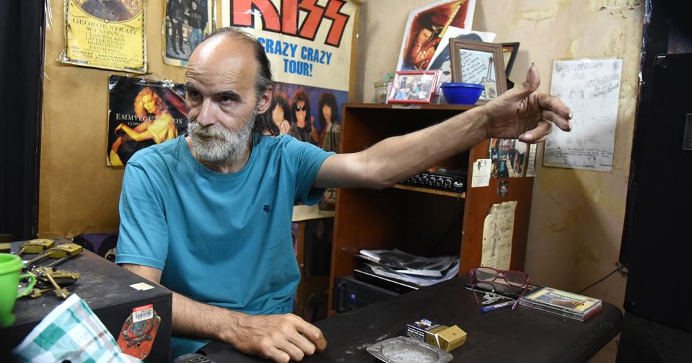La historia de una miacutetica disqueriacutea en el corazoacuten de Lomas