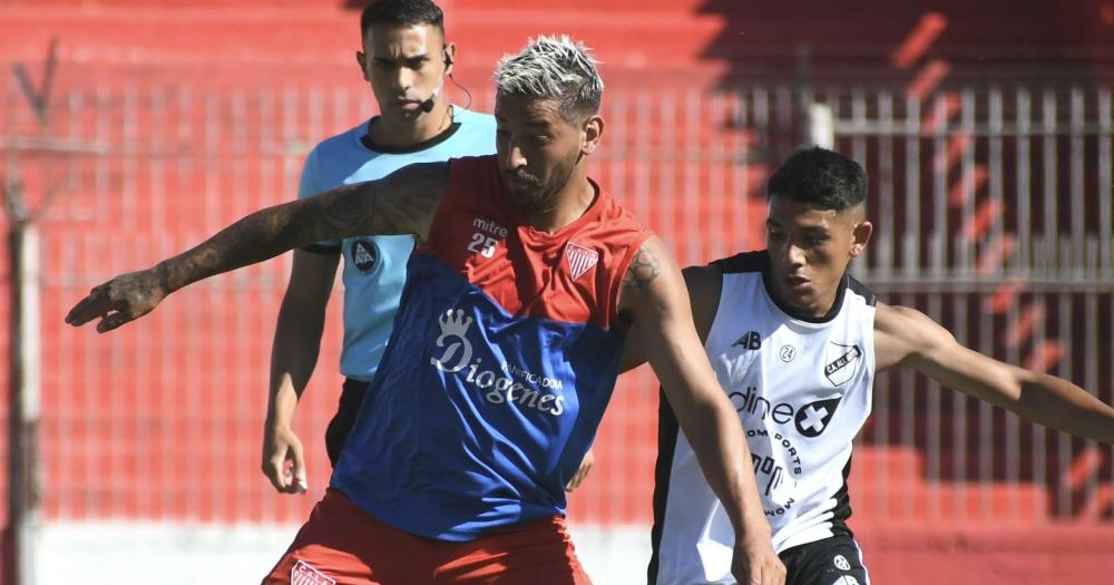 Torres por primera vez integró el equipo titular de Los Andes