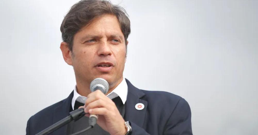 Axel Kicillof recibió a representantes de la cultura y los defendió ante las políticas de Javier Milei