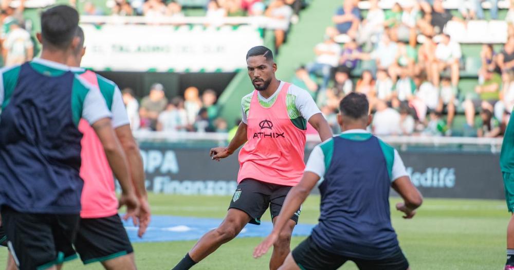 Maciel seguridad defensiva para Banfield