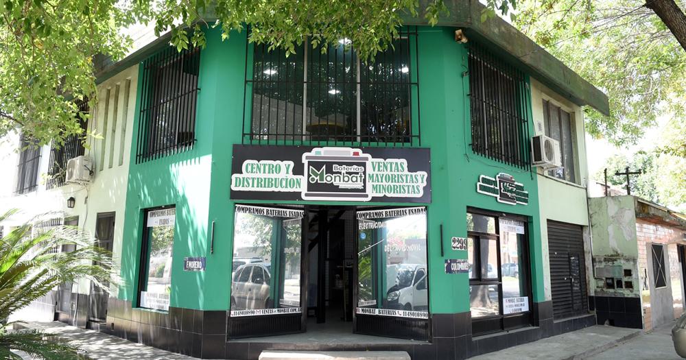 Son pioneros en fabricar bateriacuteas en el paiacutes- su historia en Lomas