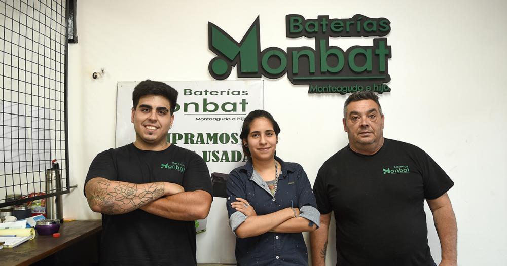 Son pioneros en fabricar bateriacuteas en el paiacutes- su historia en Lomas