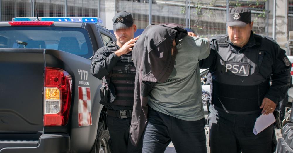 Uno de los ocho detenidos por la Policía de Seguridad Aeroportuaria
