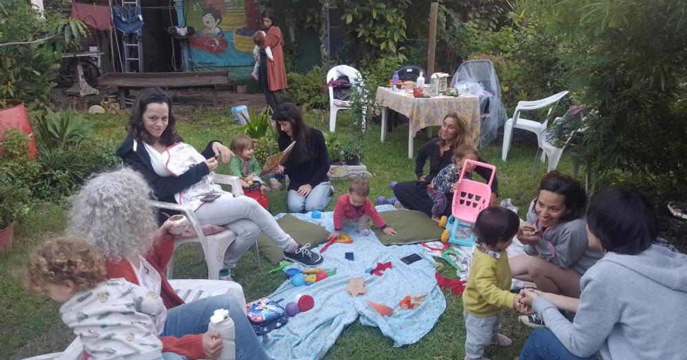 Madres e hijos comparten un mismo espacio en Temperley