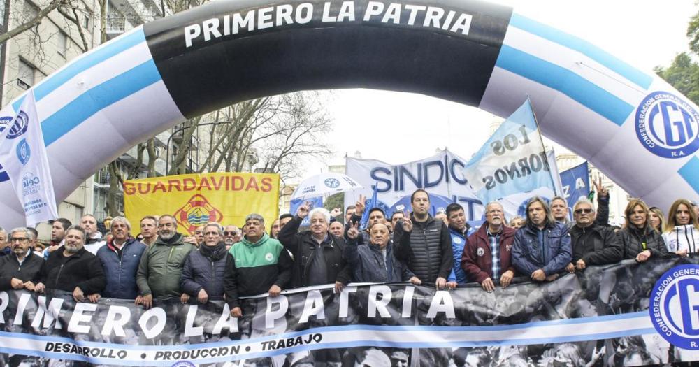 Convocaron a partir de las 10 en la avenida Independencia y Defensa