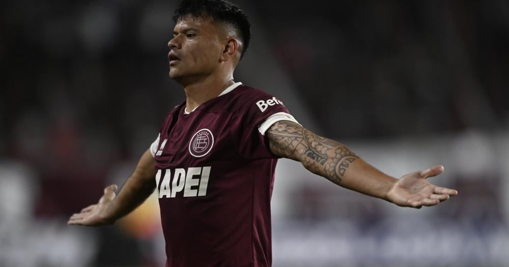 Walter Bou suma nueve goles en Lanús