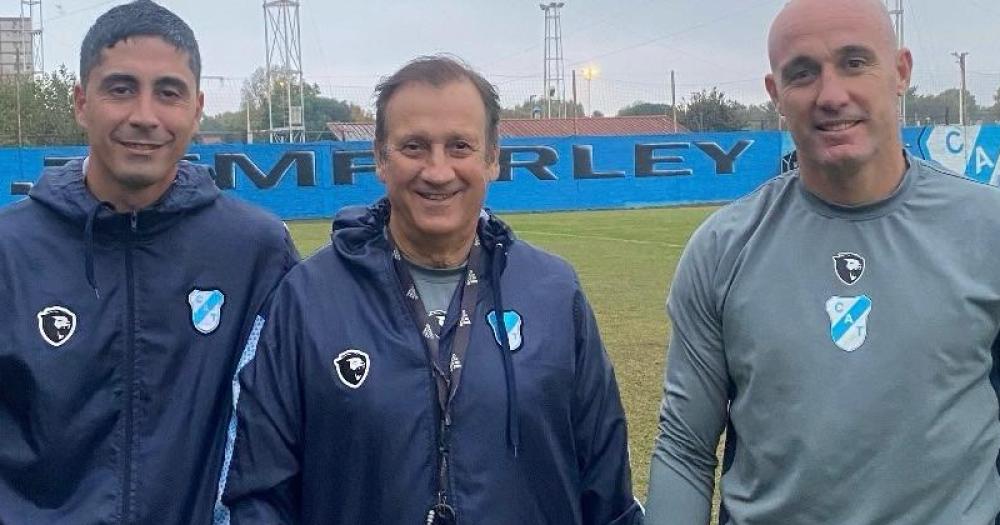 Walter Perazzo inició su segunda ciclo en Temperley