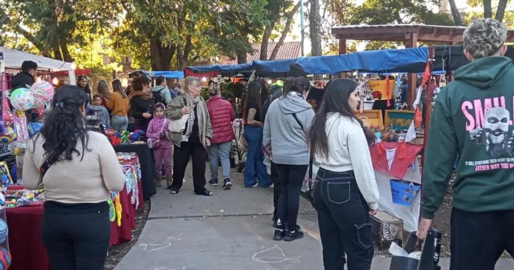 La feria de emprendedores ya es un clsico de la Plaza Colón
