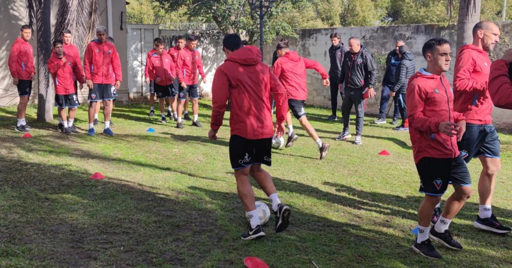 Brown ya tiene nuevo entrenador