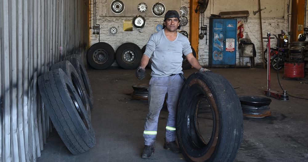 A 95 antildeos de la Empresa 25 de Mayo- un emblema para Lomas y zona Sur