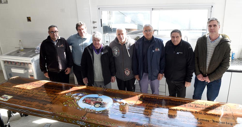 A 95 antildeos de la Empresa 25 de Mayo- un emblema para Lomas y zona Sur