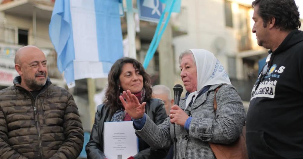 Carmen Arias presidenta de Madres de Plaza de Mayo participó del acto