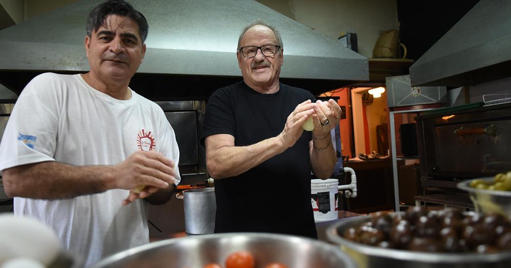 Un pizzero lomense participaraacute del primer Mundial de la Pizza y la Empanada