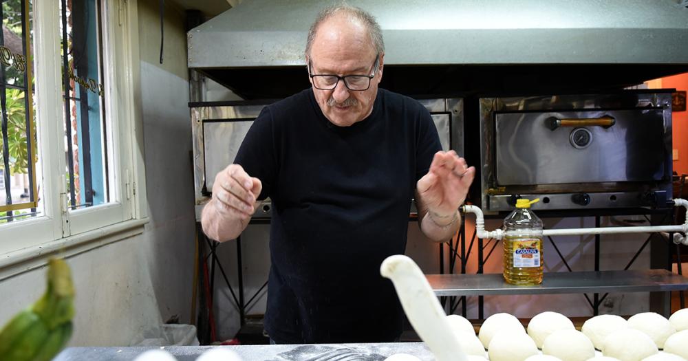 Un pizzero lomense participaraacute del primer Mundial de la Pizza y la Empanada