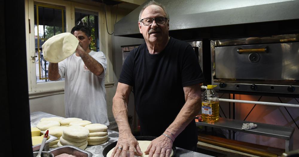 Un pizzero lomense participaraacute del primer Mundial de la Pizza y la Empanada