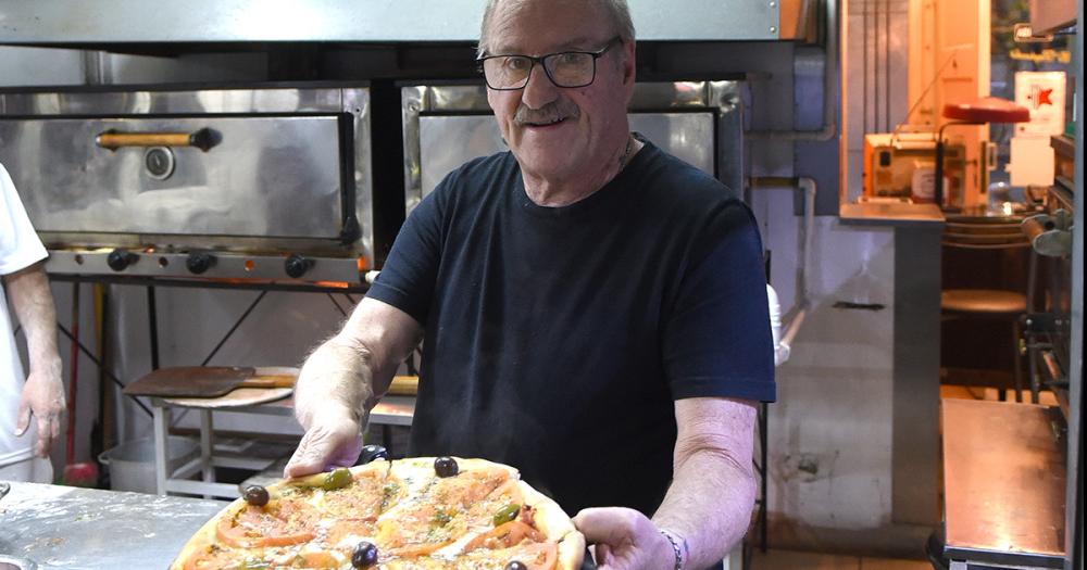 Un pizzero lomense participaraacute del primer Mundial de la Pizza y la Empanada
