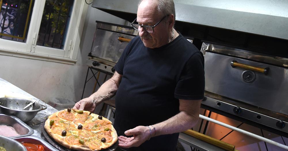 Un pizzero lomense participaraacute del primer Mundial de la Pizza y la Empanada