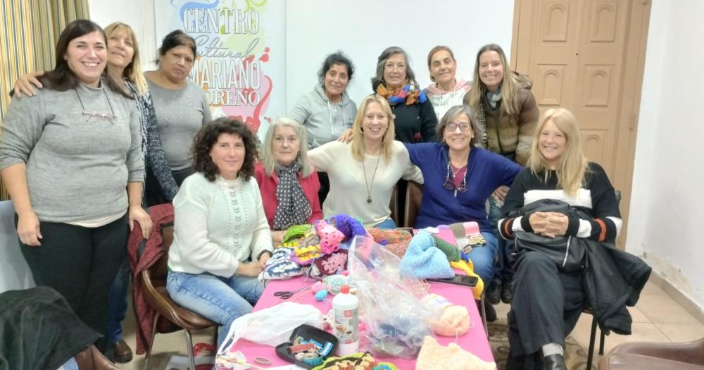 Las tejedoras muy comprometidas con la obra solidaria