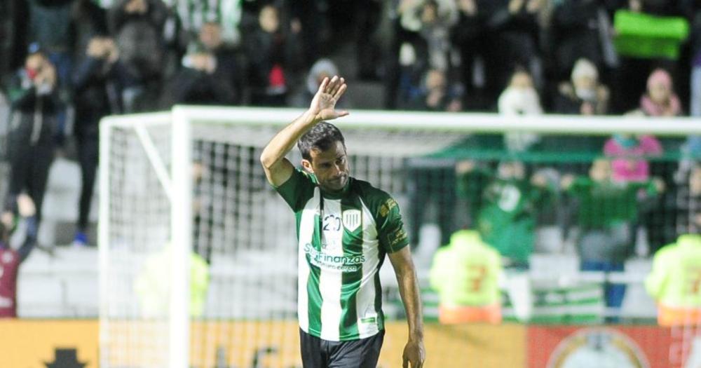 El ex goleador no retorna a Banfield