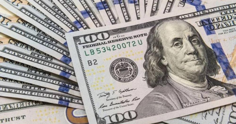 El dólar blue marcó un nuevo récord nominal en el cierre de la semana