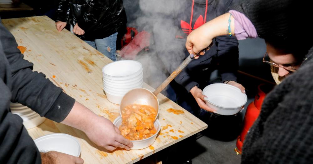 Se organizan juntadas para cocinar y preparar las viandas