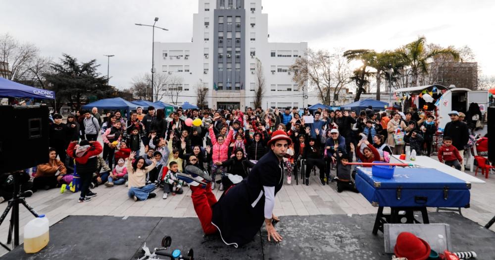 En la Grigera hay shows carrousel gratuito y juegos infantiles