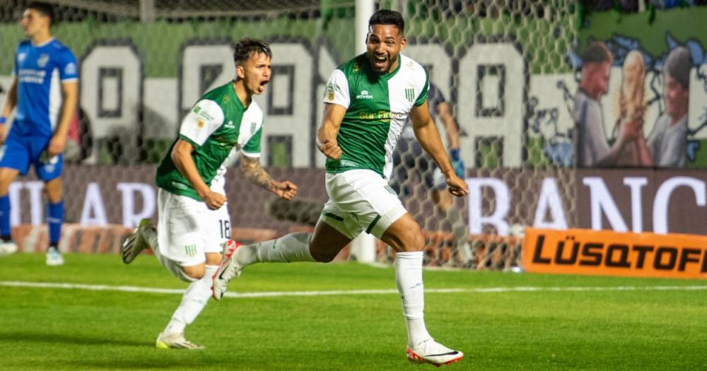 Maciel anotó su segundo gol con la camiseta de Banfield