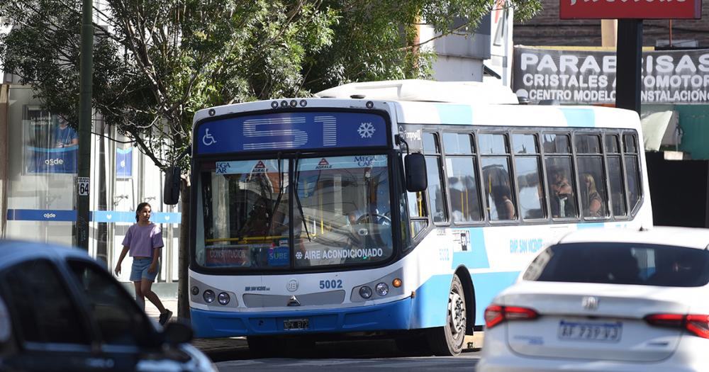 La interrupción en su totalidad de los servicios afecta gravemente a los comerciantes