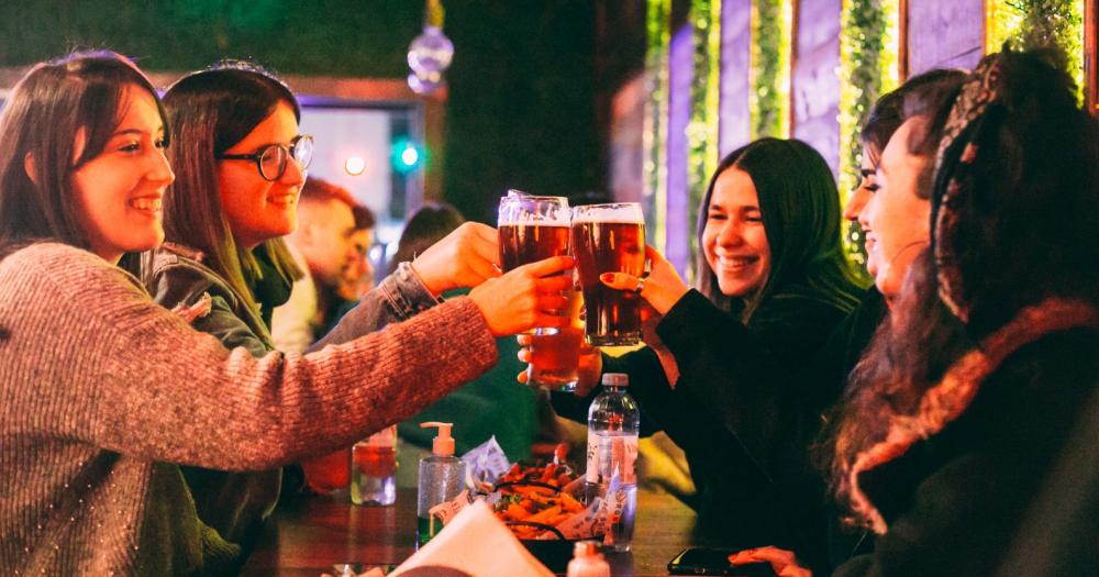 Una oportunidad ideal para disfrutar de unas ricas cervezas en el barrio