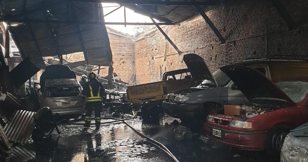 Así quedó el taller tras el incendio