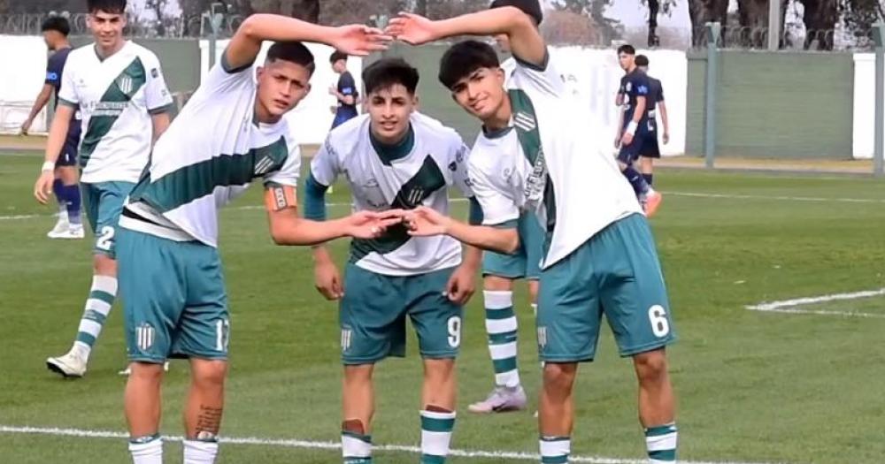 Así celebró el pibe de Banfield su gol olímpico