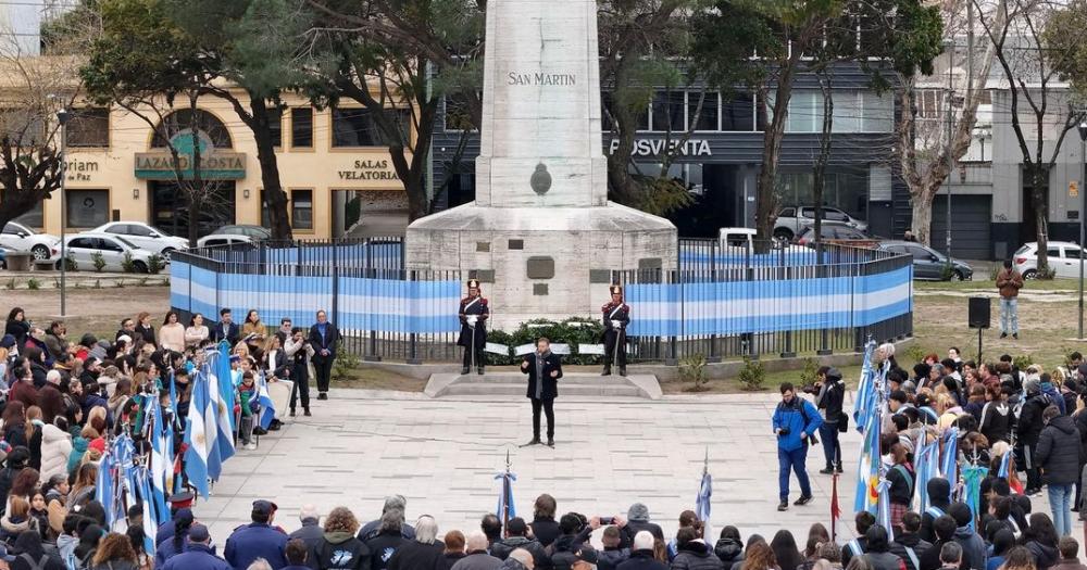 Federico Otermín encabezó las palabras al General San Martín